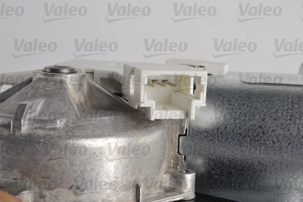 Двигатель стеклоочистителя VALEO 579704