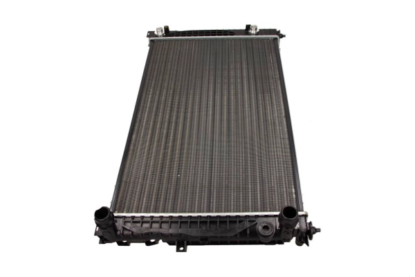 Радиатор охлаждение двигателя MAXGEAR AC584956