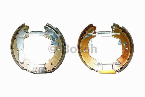 Комплект тормозных колодок BOSCH 0204114579