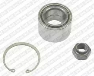 Комплект подшипника ступицы колеса SNR R153.35